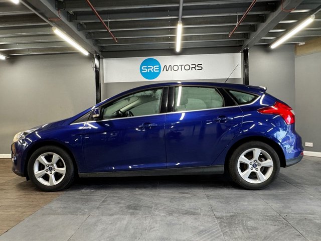 2014 FORD FOCUS 2014 1.6 Zetec Navigator Hatchback 5dr Petrol Manual Euro 5 (105 ps) - Photo 5