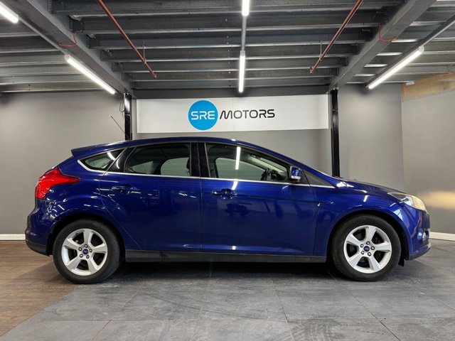 2014 FORD FOCUS 2014 1.6 Zetec Navigator Hatchback 5dr Petrol Manual Euro 5 (105 ps) - Photo 2