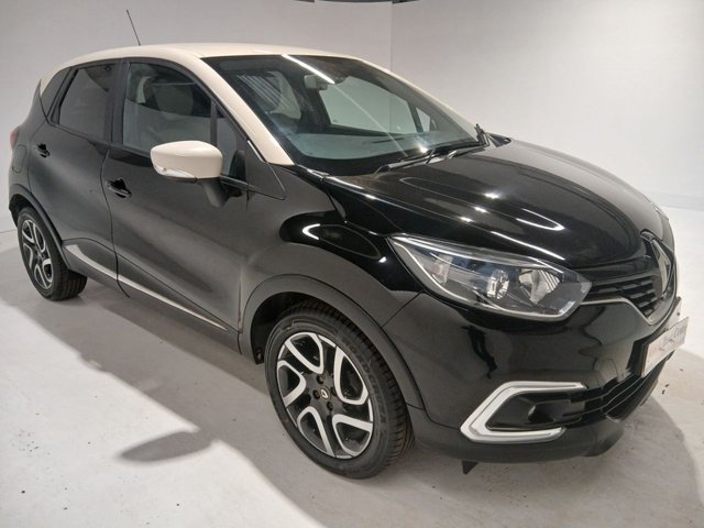 View our RENAULT CAPTUR
