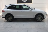 USED 2016 16 PORSCHE CAYENNE 3.0 V6 E-Hybrid S SUV 5dr Petrol Plug-in Hybrid TiptronicS 4WD Euro 6 (stop/start) (416 ps) 