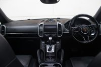 USED 2016 16 PORSCHE CAYENNE 3.0 V6 E-Hybrid S SUV 5dr Petrol Plug-in Hybrid TiptronicS 4WD Euro 6 (stop/start) (416 ps) 