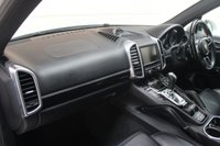 USED 2016 16 PORSCHE CAYENNE 3.0 V6 E-Hybrid S SUV 5dr Petrol Plug-in Hybrid TiptronicS 4WD Euro 6 (stop/start) (416 ps) 