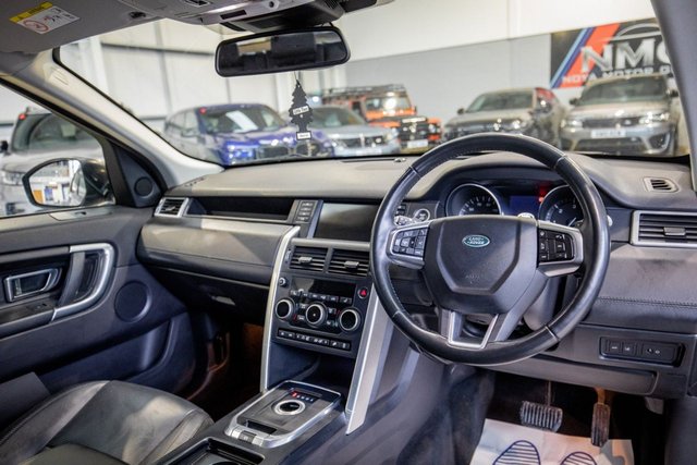 2015 Land Rover Discovery Sport 2.2L Hse Luxury 5dr - Photo 2