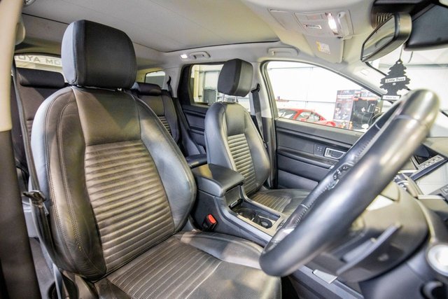 2015 Land Rover Discovery Sport 2.2L Hse Luxury 5dr - Photo 3
