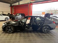 USED 2022 72 BMW 3 SERIES 2.0 330e 12kWh M Sport Saloon 4dr Petrol Plug-in Hybrid Auto Euro 6 (s/s) (292 ps) CARPLAY+REV CAM+PARK ASST+FHTD SEAT