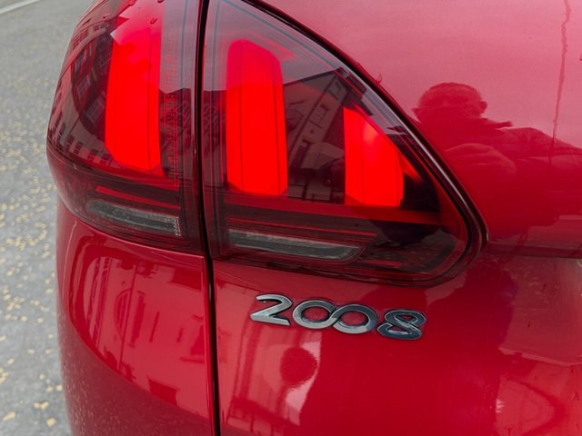 2018 Peugeot 2008 1L Gt Line 5dr - Photo 12