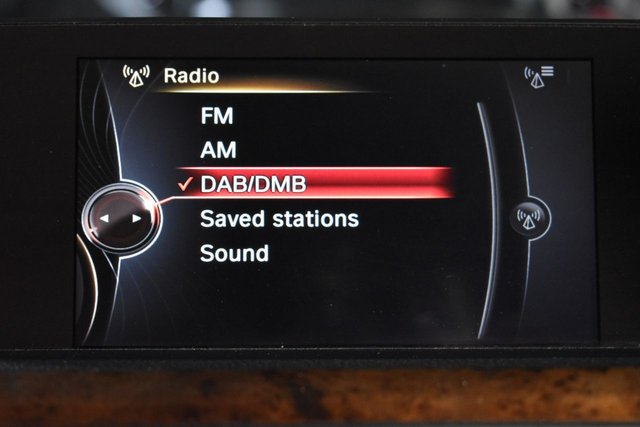 2014 BMW 3 SERIES - Photo 4