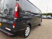 RENAULT TRAFIC — thumbnail 29 of 51