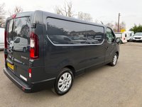 RENAULT TRAFIC — thumbnail 31 of 51
