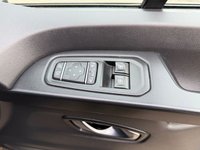 RENAULT TRAFIC — thumbnail 39 of 51