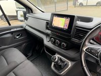 RENAULT TRAFIC — thumbnail 47 of 51