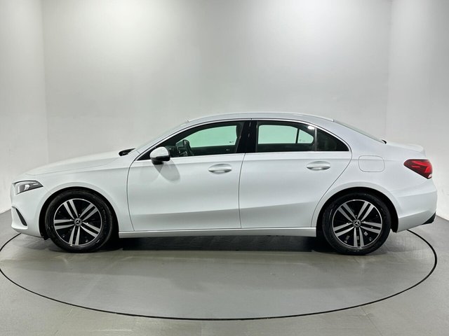 2021 Mercedes-Benz A Class - Photo 5