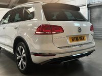 USED 2016 S VOLKSWAGEN TOUAREG 3.0 TDI V6 BlueMotion Tech R-Line SUV 5dr Diesel Tiptronic 4WD Euro 6 (s/s) (262 ps) 