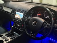 USED 2016 S VOLKSWAGEN TOUAREG 3.0 TDI V6 BlueMotion Tech R-Line SUV 5dr Diesel Tiptronic 4WD Euro 6 (s/s) (262 ps) 