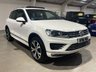 USED 2016 S VOLKSWAGEN TOUAREG 3.0 TDI V6 BlueMotion Tech R-Line SUV 5dr Diesel Tiptronic 4WD Euro 6 (s/s) (262 ps) 