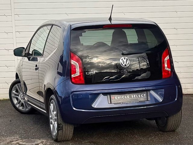 2016 VOLKSWAGEN UP! 1.0 Club up! Hatchback 3dr Petrol Manual Euro 6 (75 ps) - Photo 7