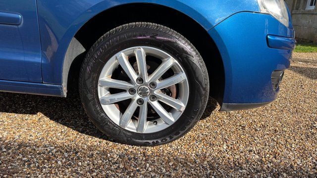 2007 VOLKSWAGEN POLO 1.2 S 5dr - Photo 9