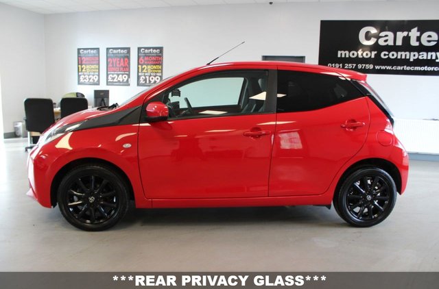 2017 Toyota Aygo 1L X-Style 5dr - Photo 6