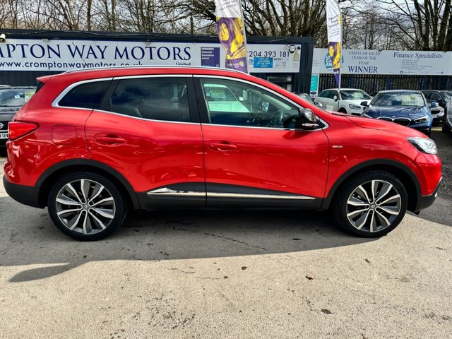 2017 RENAULT KADJAR 1.6 TCe Signature Nav SUV 5dr Petrol Manual Euro 6 (s/s) (165 ps) - Photo 3