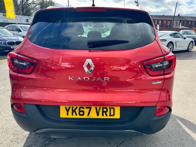 2017 RENAULT KADJAR 1.6 TCe Signature Nav SUV 5dr Petrol Manual Euro 6 (s/s) (165 ps) - Photo 8