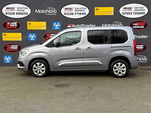 2022 Vauxhall Combo Life 1.5L Se 5dr - Photo 2