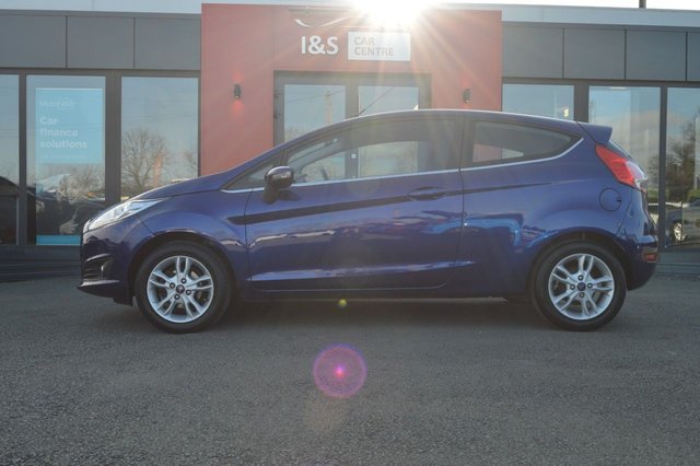 2017 FORD FIESTA 1.25 Zetec Hatchback 3dr Petrol Manual Euro 6 (82 ps) - Photo 5
