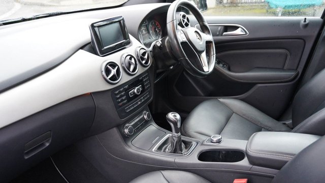 2014 Mercedes-Benz B-CLASS 1.5 B180 CDI Sport MPV 5dr Diesel Manual Euro 5 (s/s) (109 ps) - Photo 2