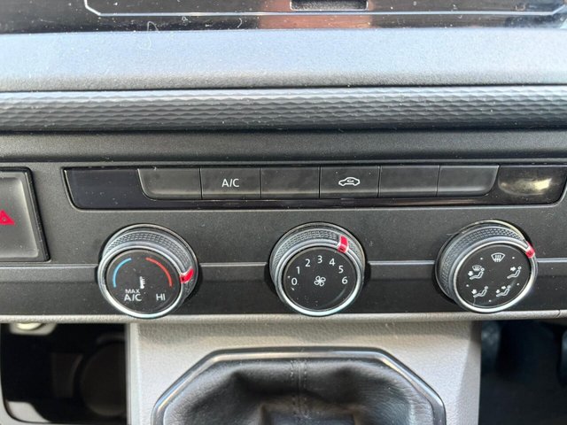 2021 VOLKSWAGEN TRANSPORTER - Photo 4