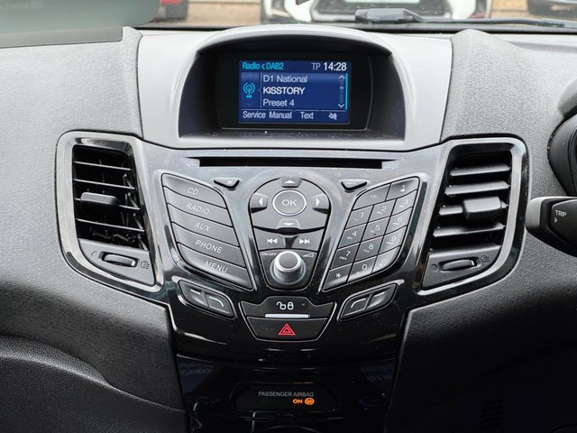 2016 Ford Fiesta 1L Zetec 5dr - Photo 7