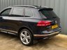USED 2015 15 VOLKSWAGEN TOUAREG R-Line 3.0 TDI V6 BlueMotion Tech SUV 5dr Diesel Tiptronic 4WD Euro 6 (s/s) (262 ps) 
