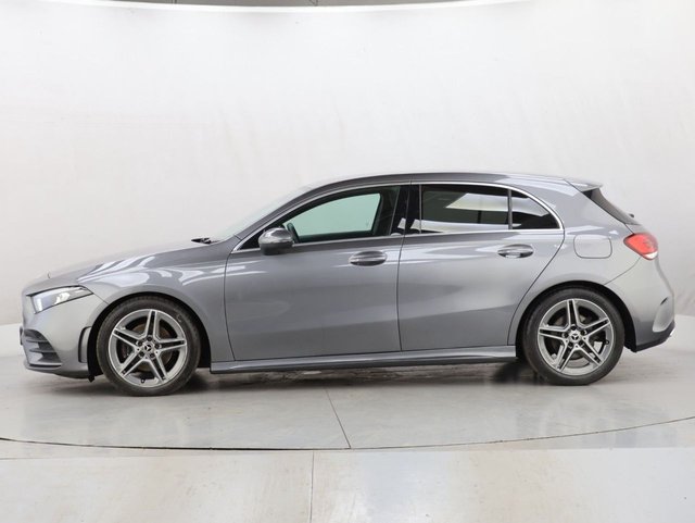 2020 Mercedes-Benz A Class 1.3L Amg Line 5dr - Photo 6
