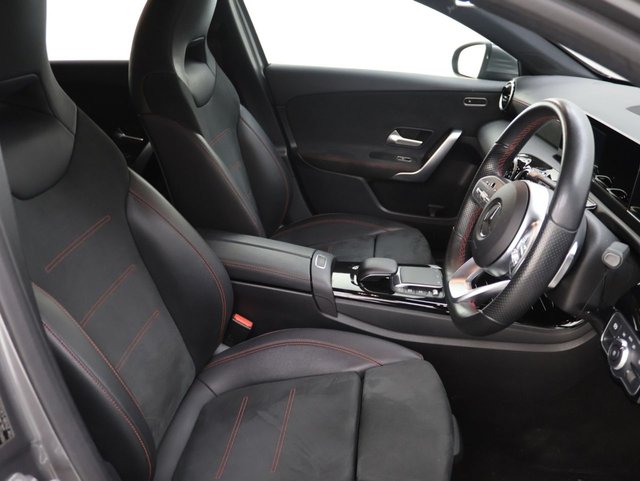 2020 Mercedes-Benz A Class 1.3L Amg Line 5dr - Photo 12