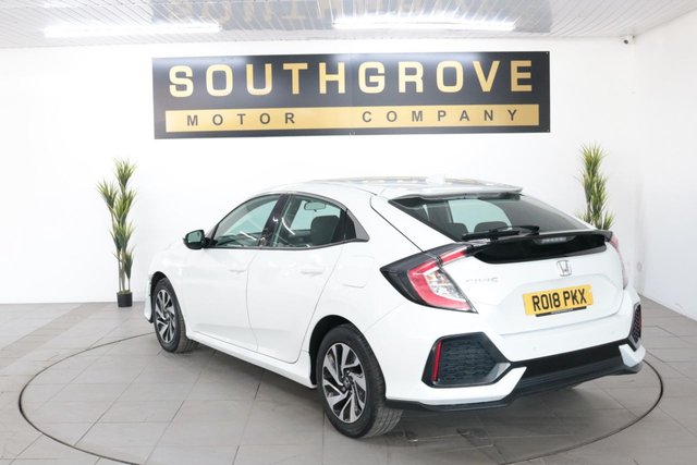 2018 HONDA CIVIC 1.0 VTEC Turbo SE Hatchback 5dr Petrol CVT Euro 6 (s/s) (126 ps) - Photo 4