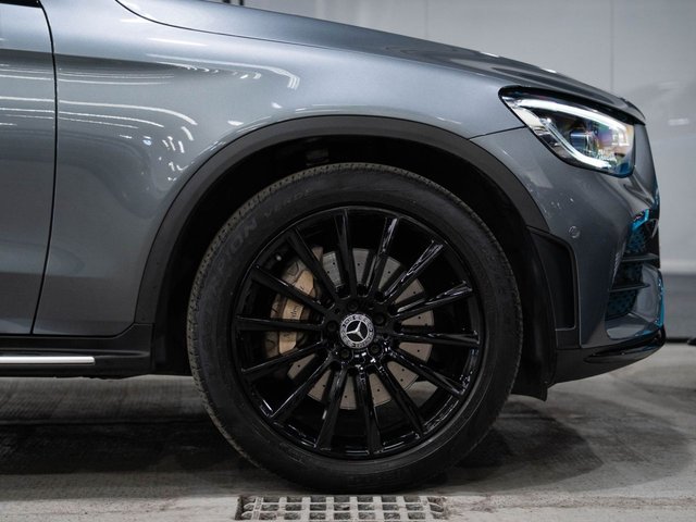 2020 Mercedes-Benz Glc 2L Amg Line 5dr - Photo 12