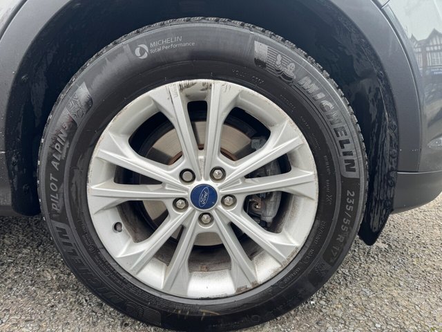 2018 FORD KUGA - Photo 8