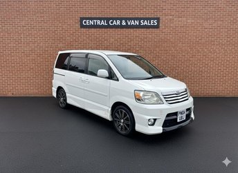 2020 TOYOTA NOAH