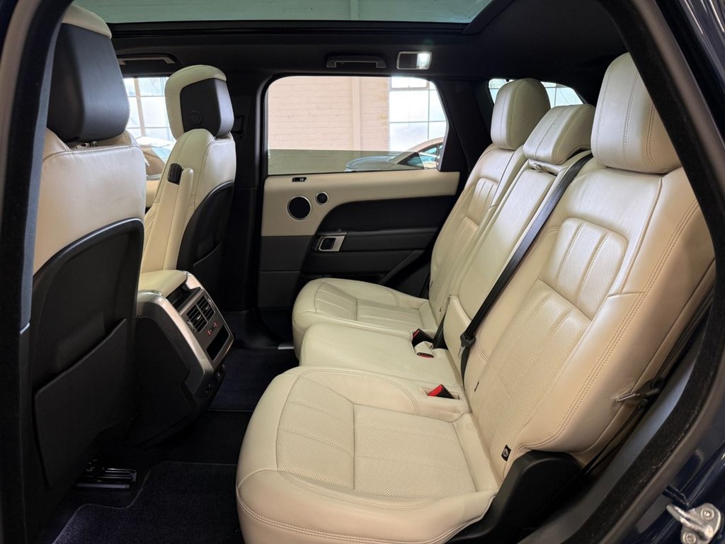 USED 2020 70 LAND ROVER RANGE ROVER SPORT 2.0 P300 HSE SUV 5dr Petrol Auto 4WD Euro 6 (s/s) (300 ps) 