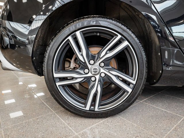 2017 Volvo V40 2L R-Design Pro 5dr - Photo 5