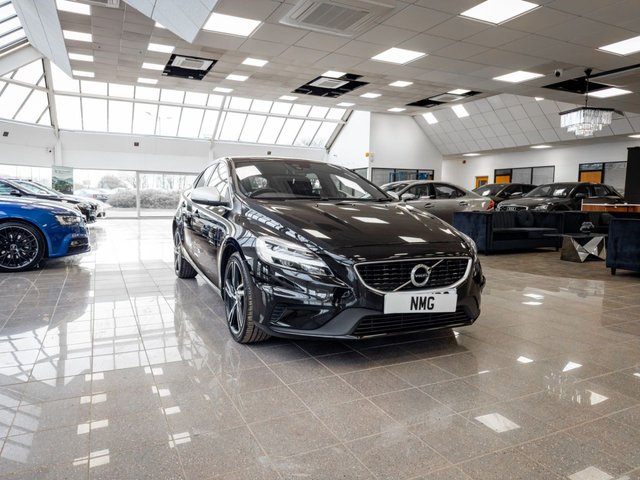 2017 Volvo V40 2L R-Design Pro 5dr - Photo 6