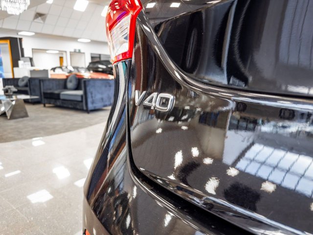 2017 Volvo V40 2L R-Design Pro 5dr - Photo 10