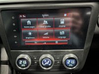 USED 2020 RENAULT KADJAR 1.3 TCe Iconic SUV 5dr Petrol Manual Euro 6 (s/s) (160 ps) Rear Camera, Sat Nav, Front & Rear Sensors