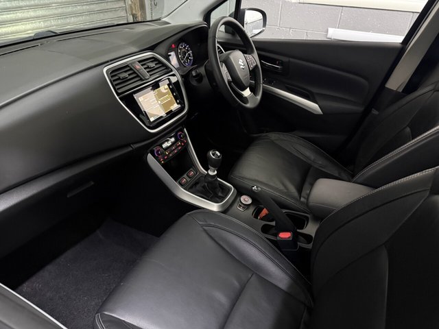 View our SUZUKI SX4 S-CROSS