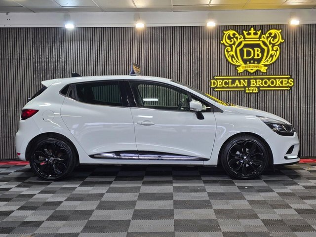 2018 RENAULT CLIO 1.5 dCi Iconic Euro 6 (s/s) 5dr - Photo 2