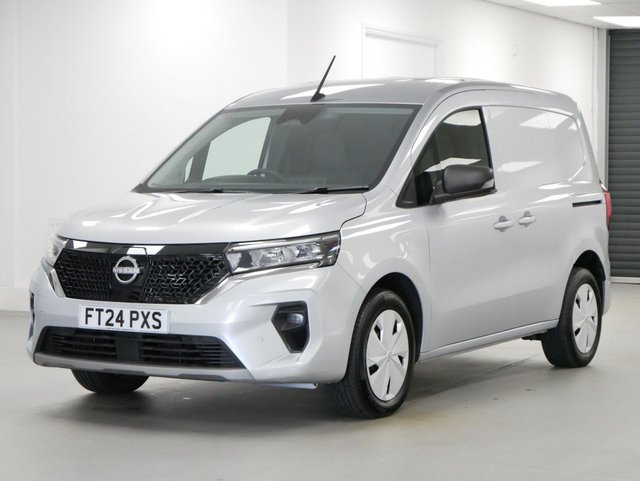 View our Nissan Townstar 90 KWH 45 KWH L1 TEKNA AUTO ELECTRIC 6 DOOR