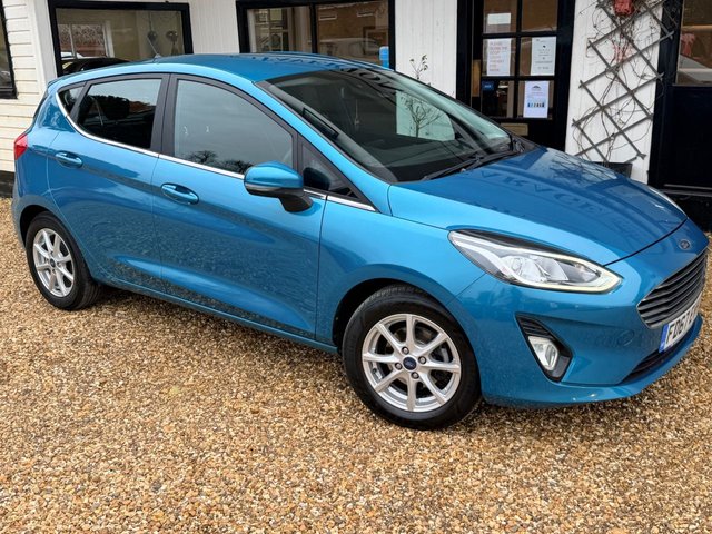 2017 FORD FIESTA - Photo 5