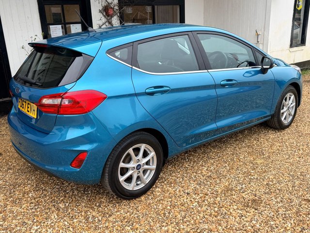 2017 FORD FIESTA - Photo 7