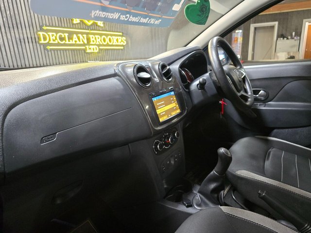 2019 DACIA SANDERO STEPWAY - Photo 9