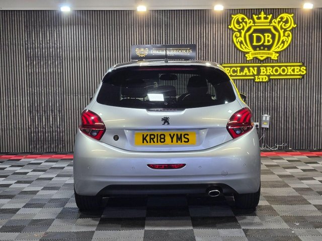 2018 PEUGEOT 208 1.6 BlueHDi GT Line Euro 6 5dr - Photo 4