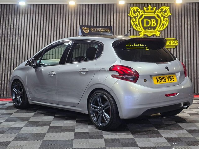 2018 PEUGEOT 208 1.6 BlueHDi GT Line Euro 6 5dr - Photo 5