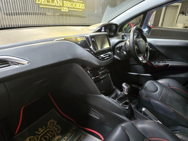 2018 PEUGEOT 208 1.6 BlueHDi GT Line Euro 6 5dr - Photo 9